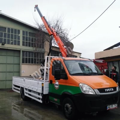 1 Ton (3.0 Metrictons) Knuckle Boom Loader Mobile Crane