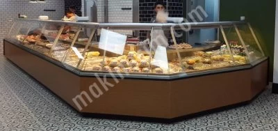Supermarket Showcases