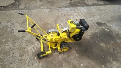 Turf Cutter Machine