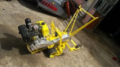 Turf Cutter Machine