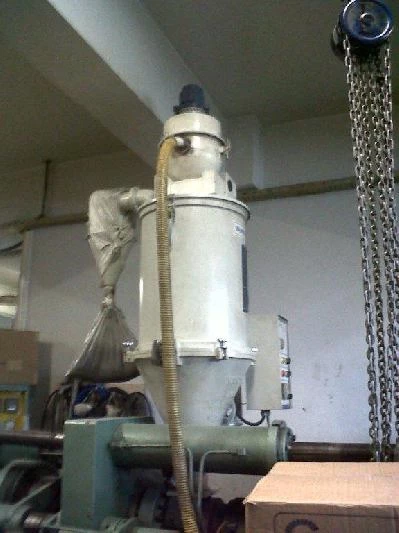 Injection Molding Machine