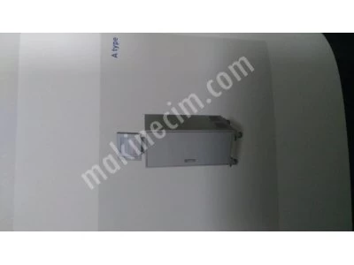 PLASTIC INJECTION MACHINE, HOT RUNNER CONTROL DEVICE