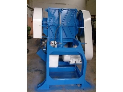 Plastic Crushing Machine
