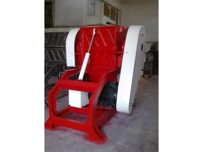 Plastic Crushing Machine