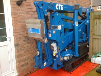 Spider (Tracked) Platform For Rent