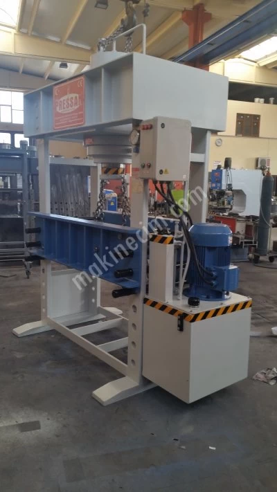 150 Ton Workshop Type Press