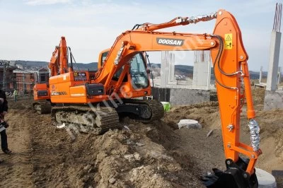 Kiralık Daewoo 14 Tonluk Ekskavatör