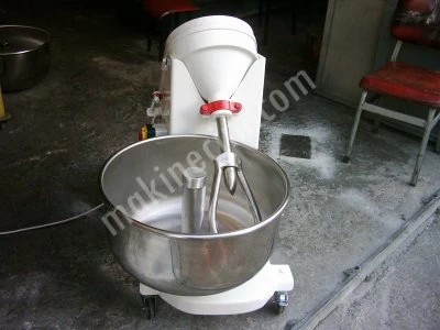 50 Cm Kazanlı 15 Kg Hamur Yoğurma Makinası