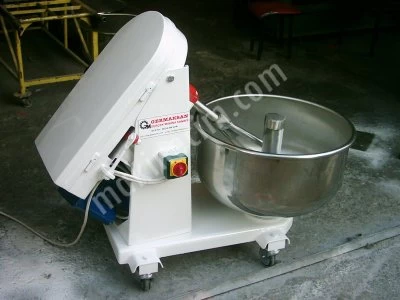 50 Cm Kazanlı 15 Kg Hamur Yoğurma Makinası