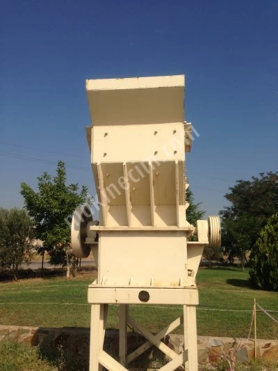 Satılık 2.El Çekiçli Kırıcı