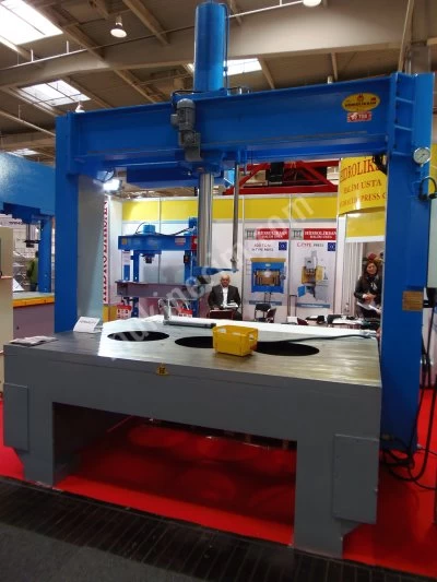 Steel Straighten Press
