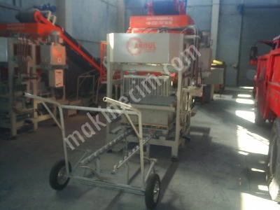 BRICK MACHINE FOR SALE