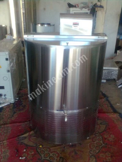 MILK COOLING TANK 300 LT