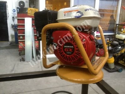 Gasoline Engin Concrete Vibrator