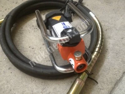 Omuz Tipi Elektrikli Beton Vibratörü