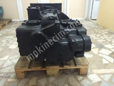 Satılık 2 El Mcquay Hsa235Qs20Ya Vidalı Kompresör