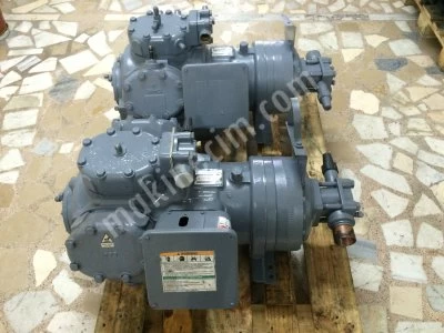 Satılık 2 El Revizyonu Yapılmış Carrier 06E6299610 Pistonlu Kompresör