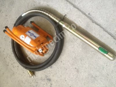 High Frequency Concrete Vibrator