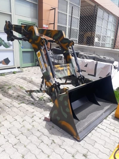 Düz Kovalı Traktör Ön Yükleyici [Traktörkepçe)