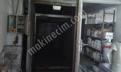 4.50 Powder Coating Oven and 1 Gun