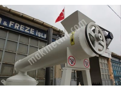 Pellet Press Machine - Yildiz D550