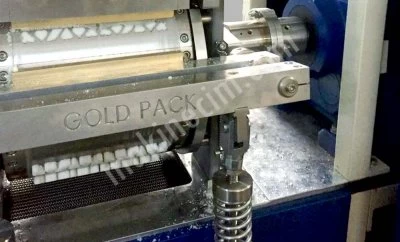 Cube sugar machine