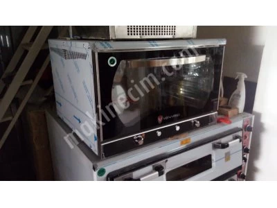 Patisserie Oven with 4 Trays