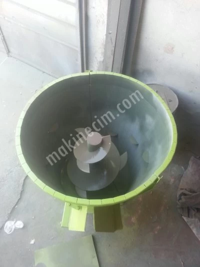 electrical feed mixing machine