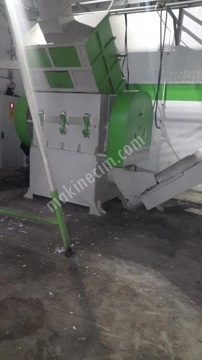 Plastic Crushing Machines Washing Pool Conveyor Belt Tightening 60-80-100-120-150 Crushing Machines