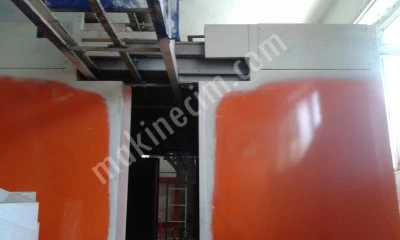 Top Conveyor Powder Coating Oven 3 Months Operated Powder Coating Booth With 5 Filters and Gun