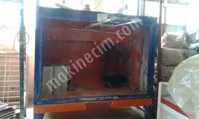 Top Conveyor Powder Coating Oven 3 Months Operated Powder Coating Booth With 5 Filters and Gun