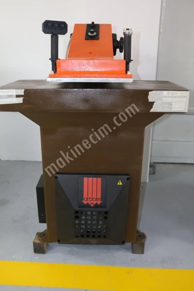Atom Kesim Presi