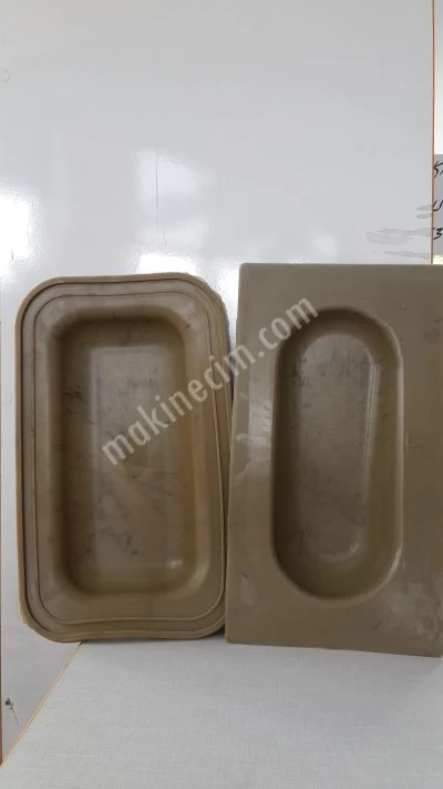 Italian-Oval and Square Top Ejector