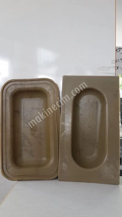 Italian-Oval and Square Top Ejector
