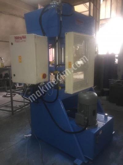 150 Tons Rubber Press