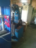 Yastı Marka Mekikli Masuralı Fora Makinası