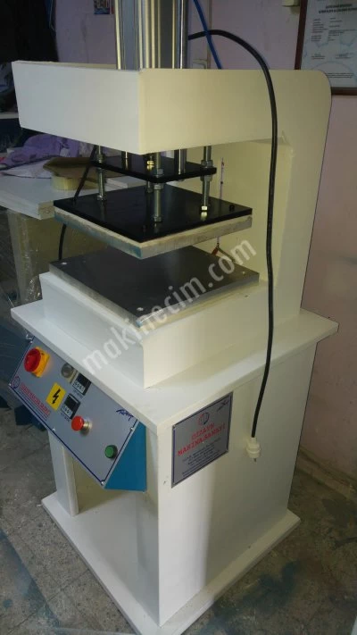 Kumaş Üzerine Silikon Baskı Presleri Çift Kafa Pnömatik ve Hidrolik Üretmekteyiz Dizayn Makina
