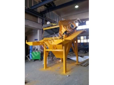 1200X3000 Vibrating Screen