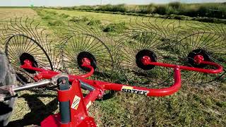 Grass Rake 4 Pieces (With Pins)