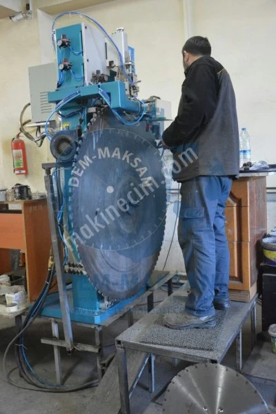 Hidrolik Beton Kesme Makinası ve Asfalt Kesme Makinası Üretimi