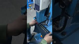 Automatic Three Different Model Riveting Machine Km 5300