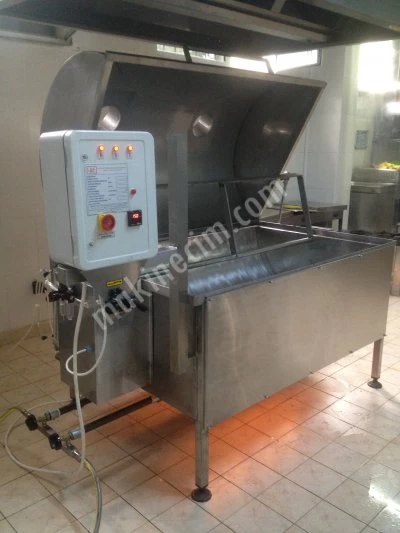Kapaklı Karıştırıcılı ve Açık Tip Kavurma Kazanları