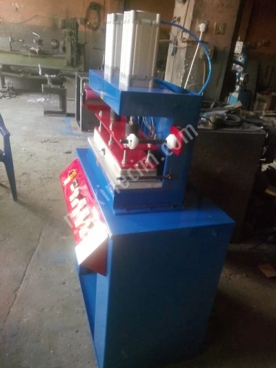 Automatic Gilding Coating Machine On Embossing Name And Brand On Plastic Plate Gilding Printing Mach