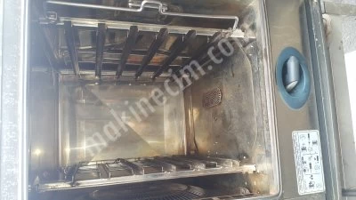 Very Clean And High Quality Oven