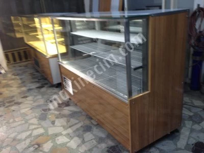 Her Bütçeye Uygun Kebap Dolabı Pasta Dolabı Nabza Göre Şerbet Bizde