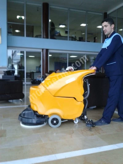 Sweepers And Vacuum Sweepers