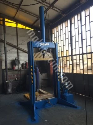 Rubber Guillotine 1000 X 1500 Mm 40 Tons