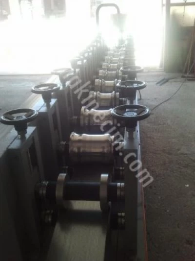 Automatic Door Rolling Machine