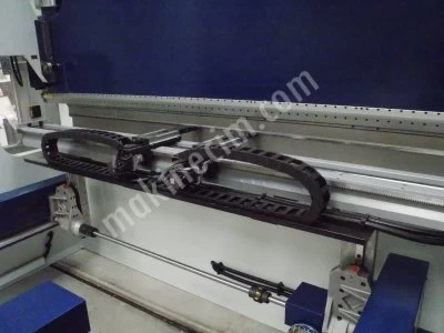 CNC HYDRAULIC PRESS