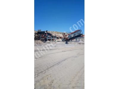 Çift Şase Mobil Kırma Eleme Tesisi
